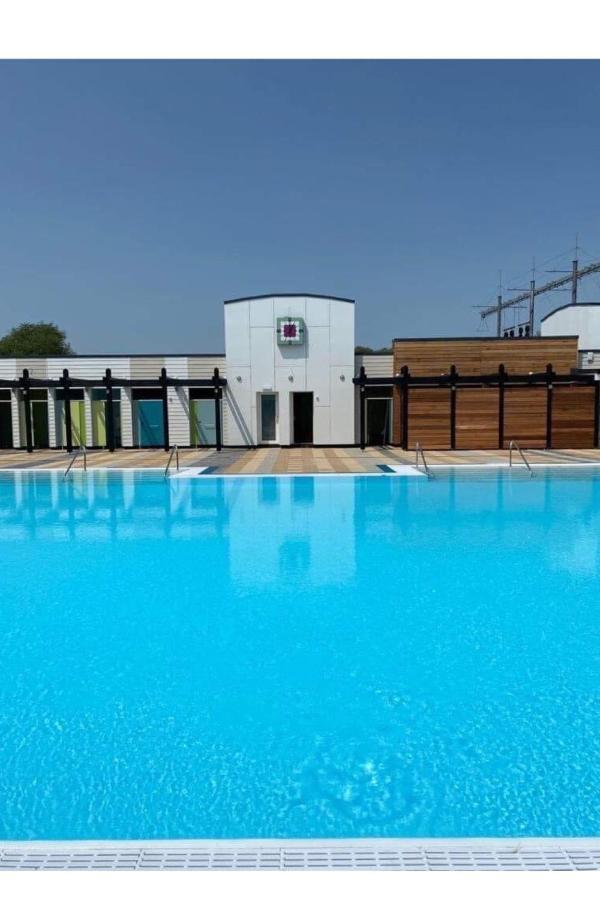 Villa Luxury Hot Tub Retreat Tattershall Exterior foto