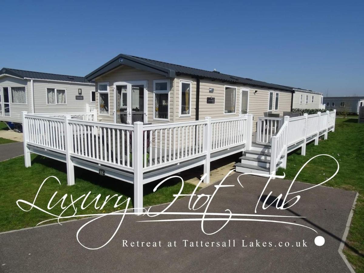 Villa Luxury Hot Tub Retreat Tattershall Exterior foto