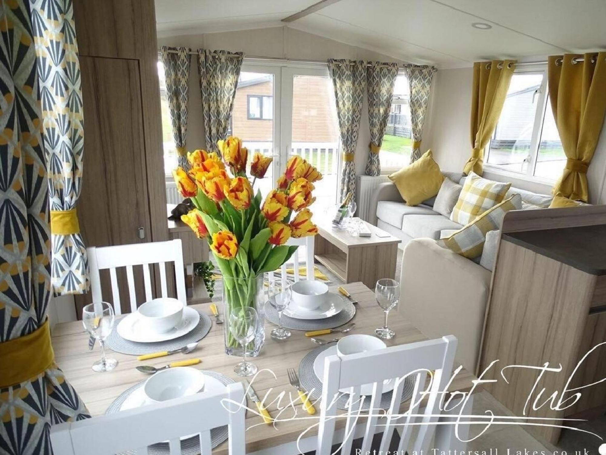 Villa Luxury Hot Tub Retreat Tattershall Exterior foto